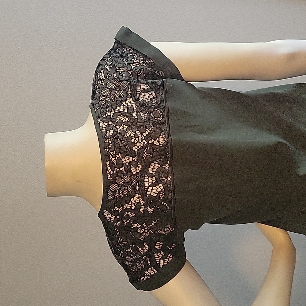 Green Blouse from Express - Picture 6 of 6